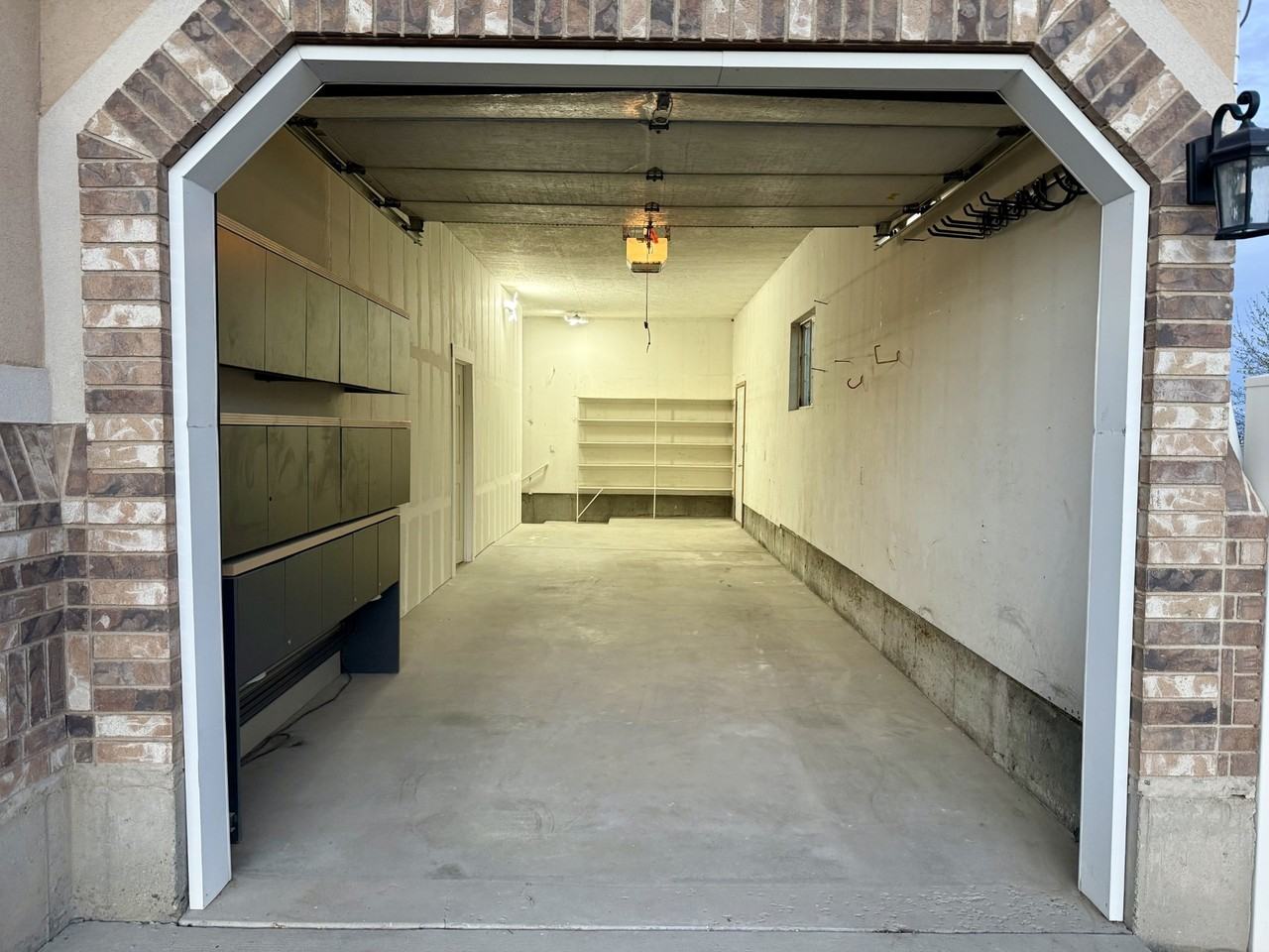 13305 S Cocomo Ct - Photo 2 of 26