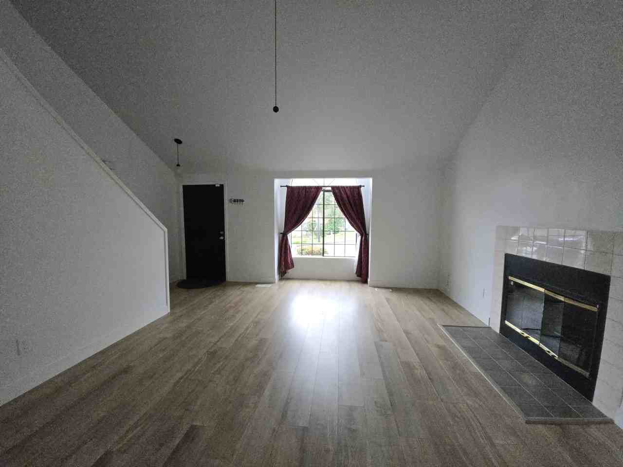 1707 Sw Hartley Ave - Photo 2 of 25