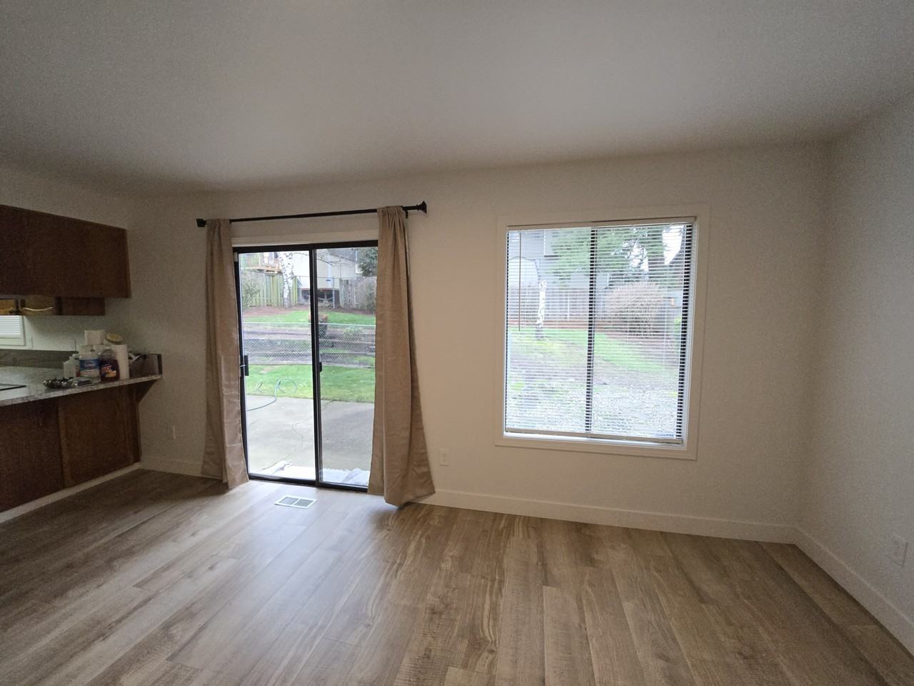 1707 Sw Hartley Ave - Photo 6 of 25