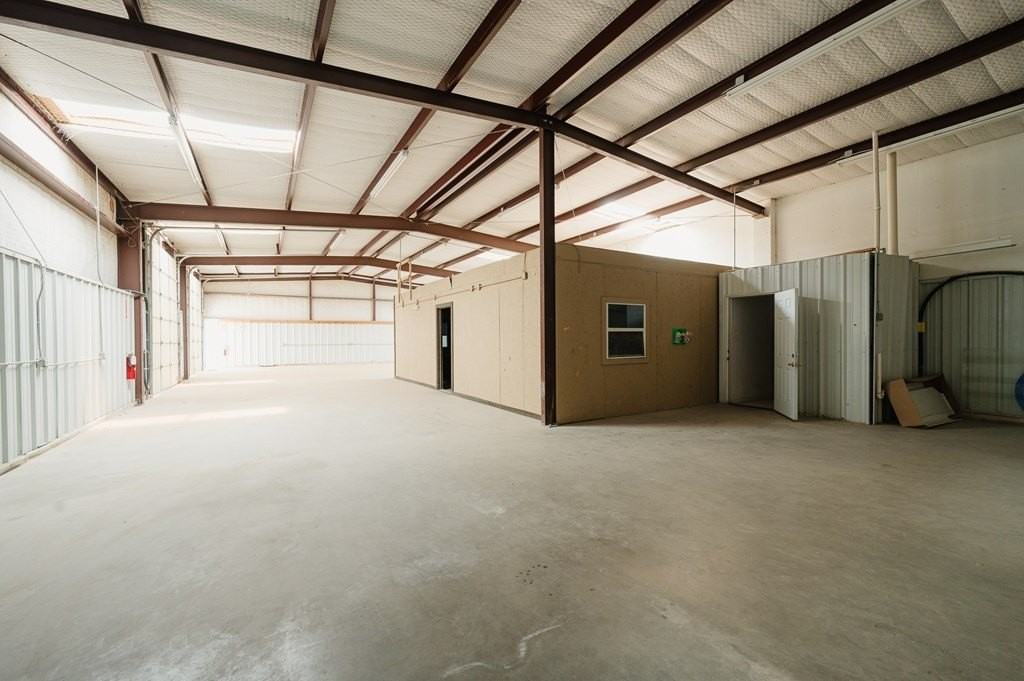 1905 E 7th St - Photo 7 of 16