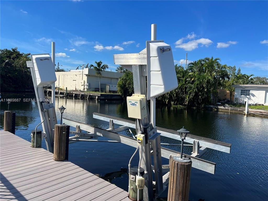 2713 Sherman St - Photo 7 of 13