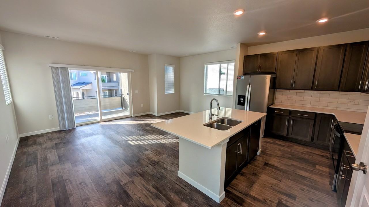 13605 Frost Bitten Grv #201 - Photo 2 of 32