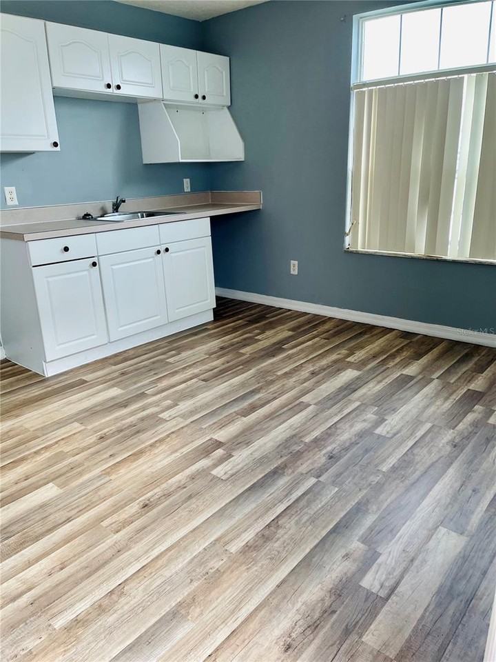 515 Orchid Dr #B - Photo 5 of 14