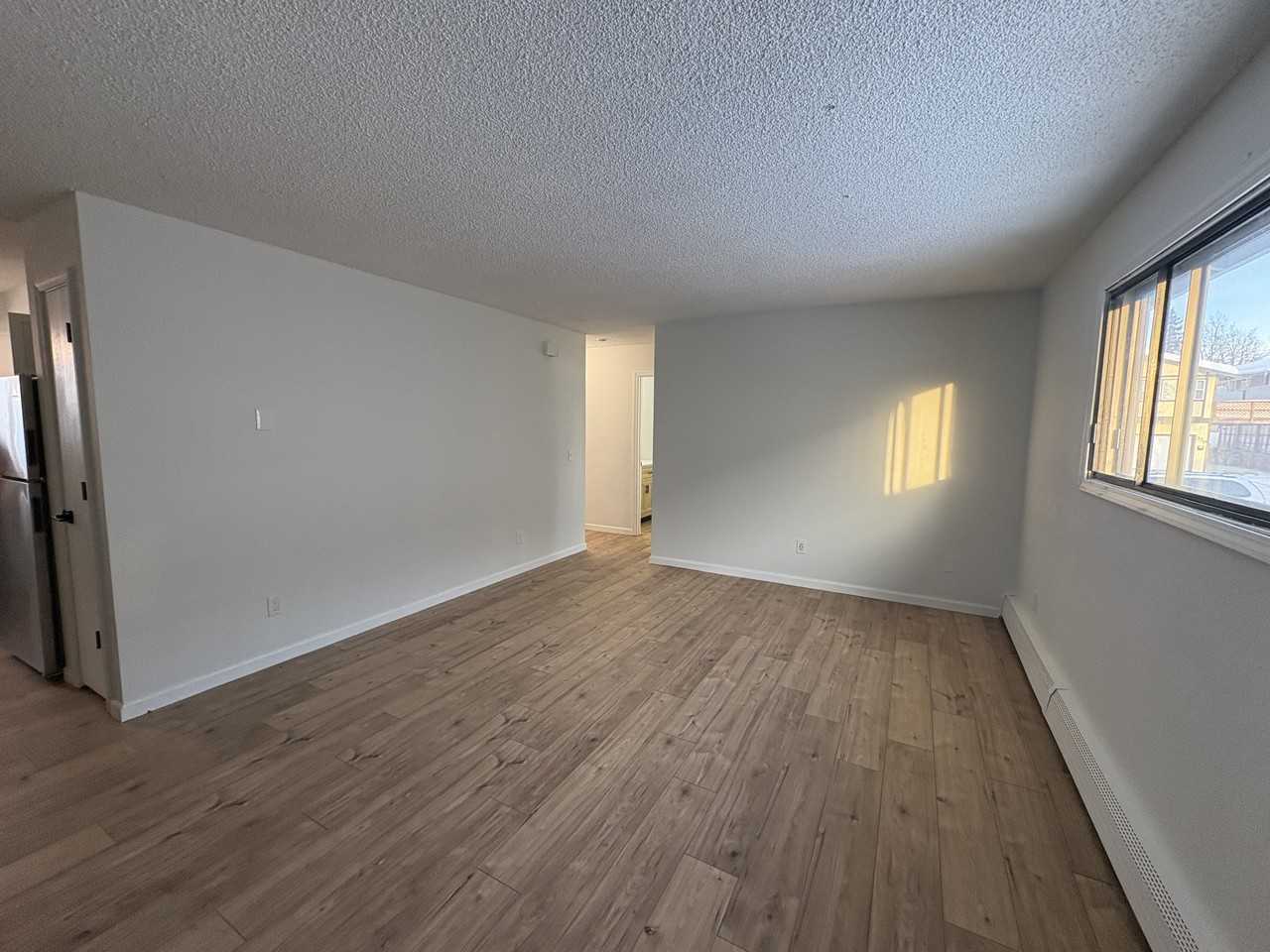 366 Flower St #3 - Photo 7 of 14