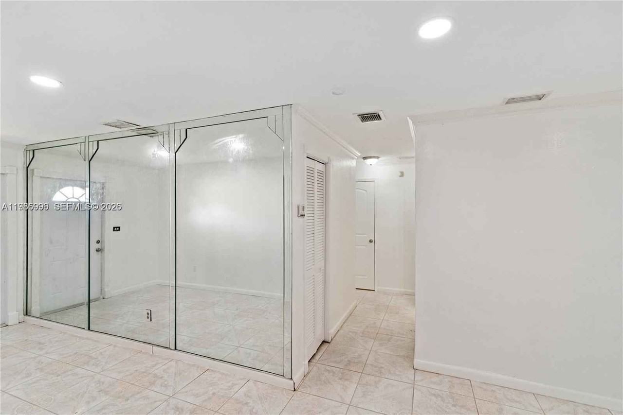 17200 Nw 51st Pl #A - Photo 4 of 9