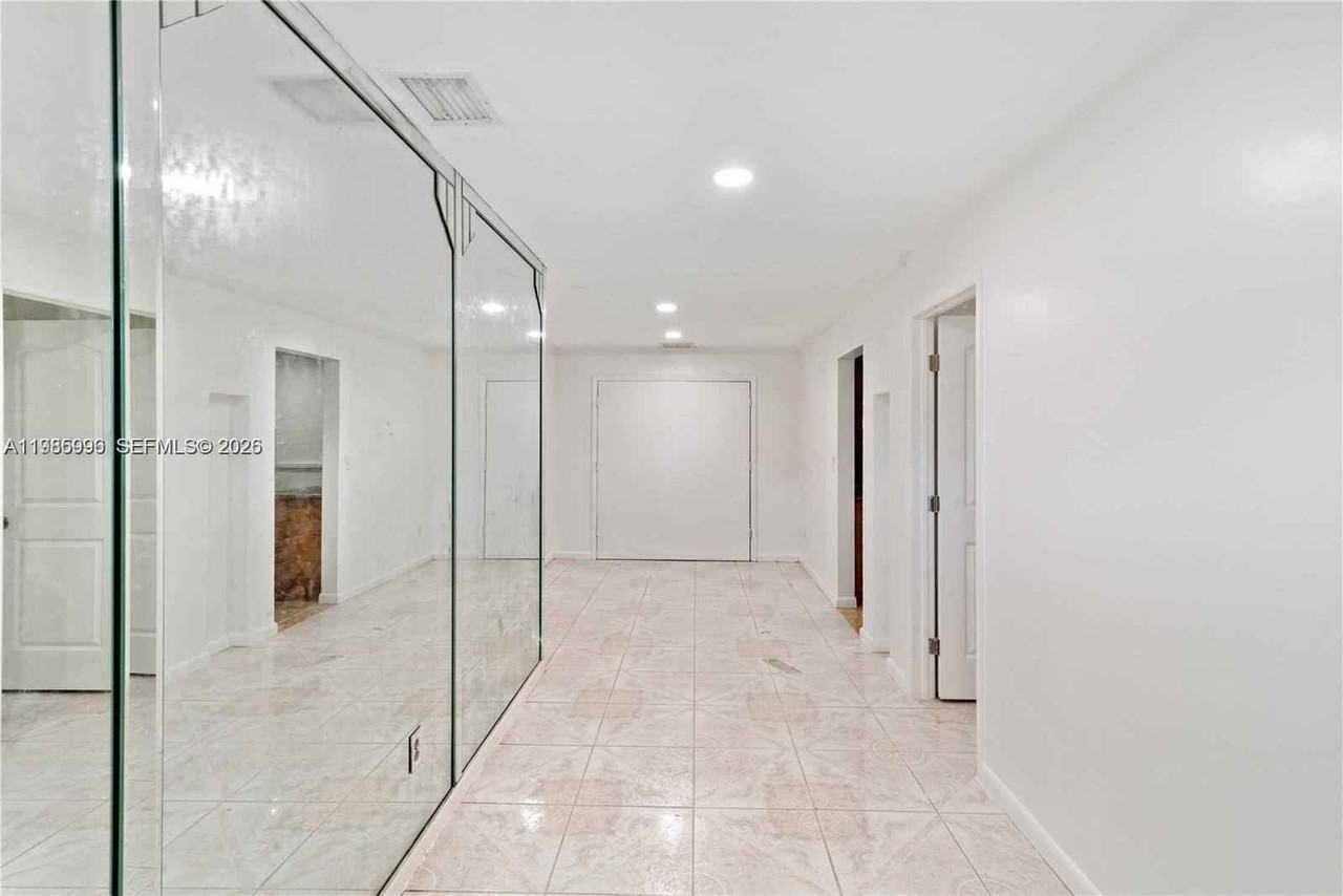 17200 Nw 51st Pl #A - Photo 6 of 9