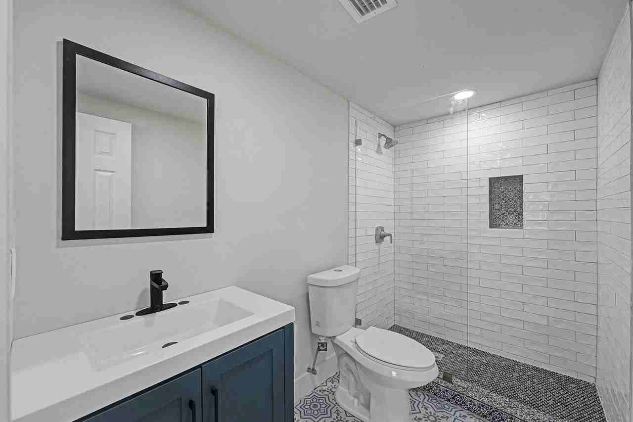 8229 Nw 1st Pl - Photo 2 of 12