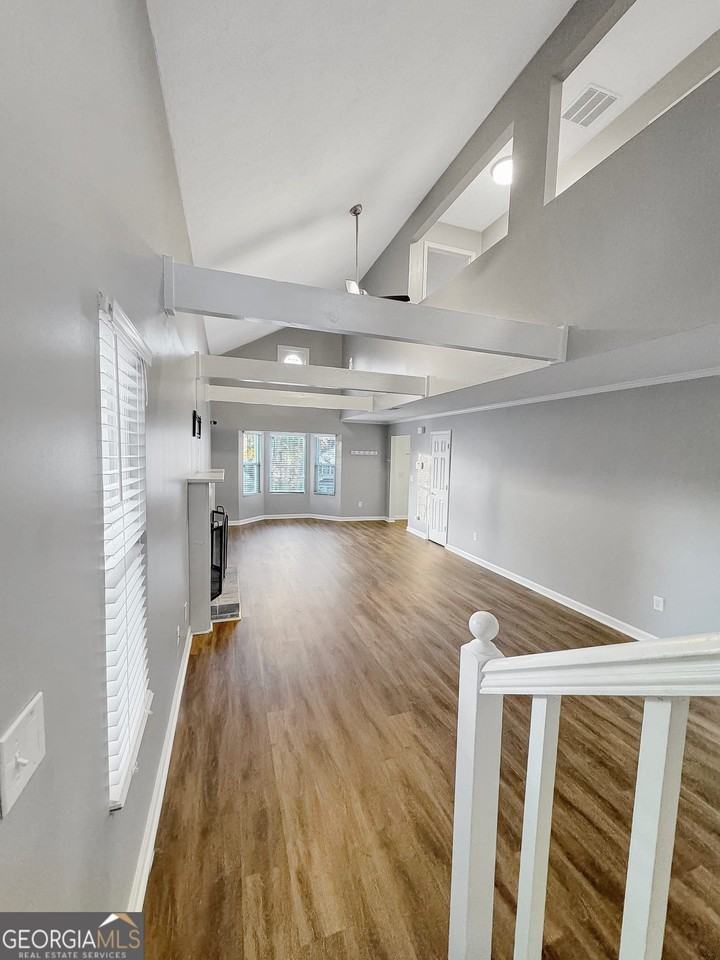 5883 Brookside Dr Se - Photo 3 of 7