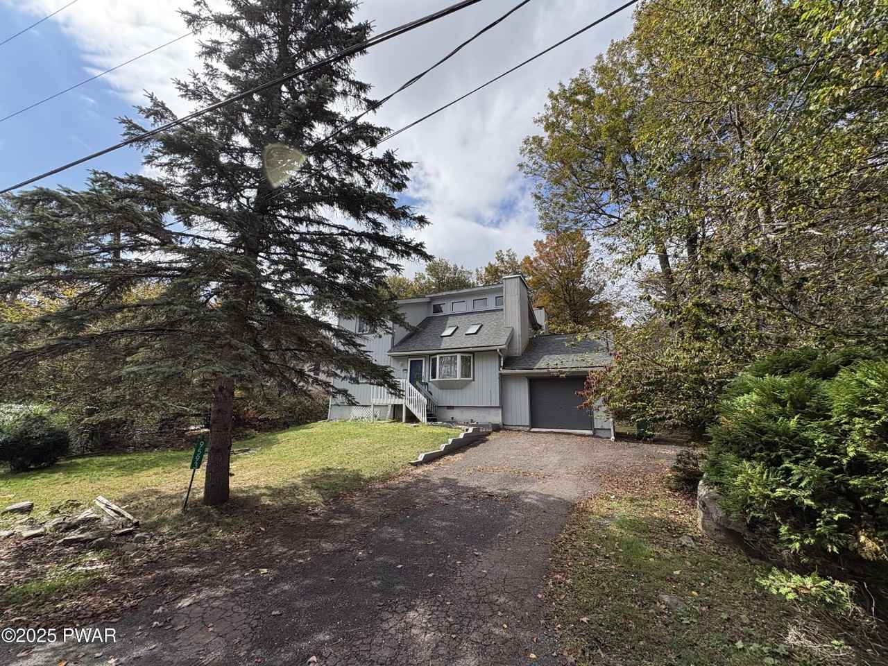 9593 Dawn Ln - Photo 2 of 45