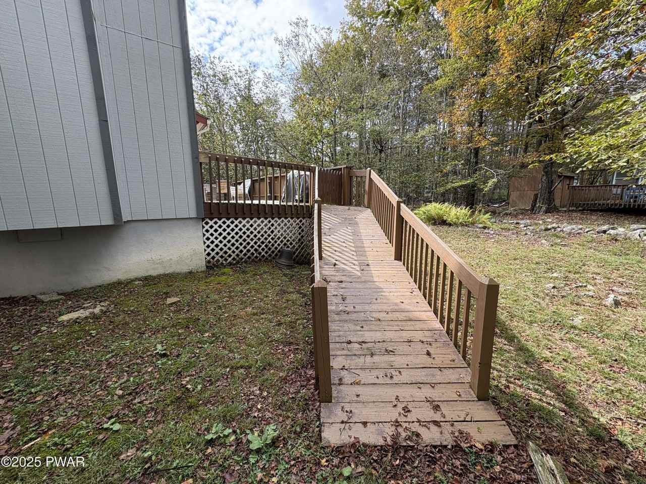 9593 Dawn Ln - Photo 6 of 45