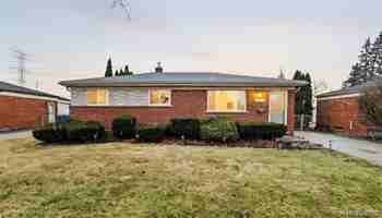 featured image of 30745 Iroquois Dr