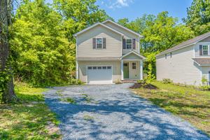 featured image of 1040 W Indiana Ave #1