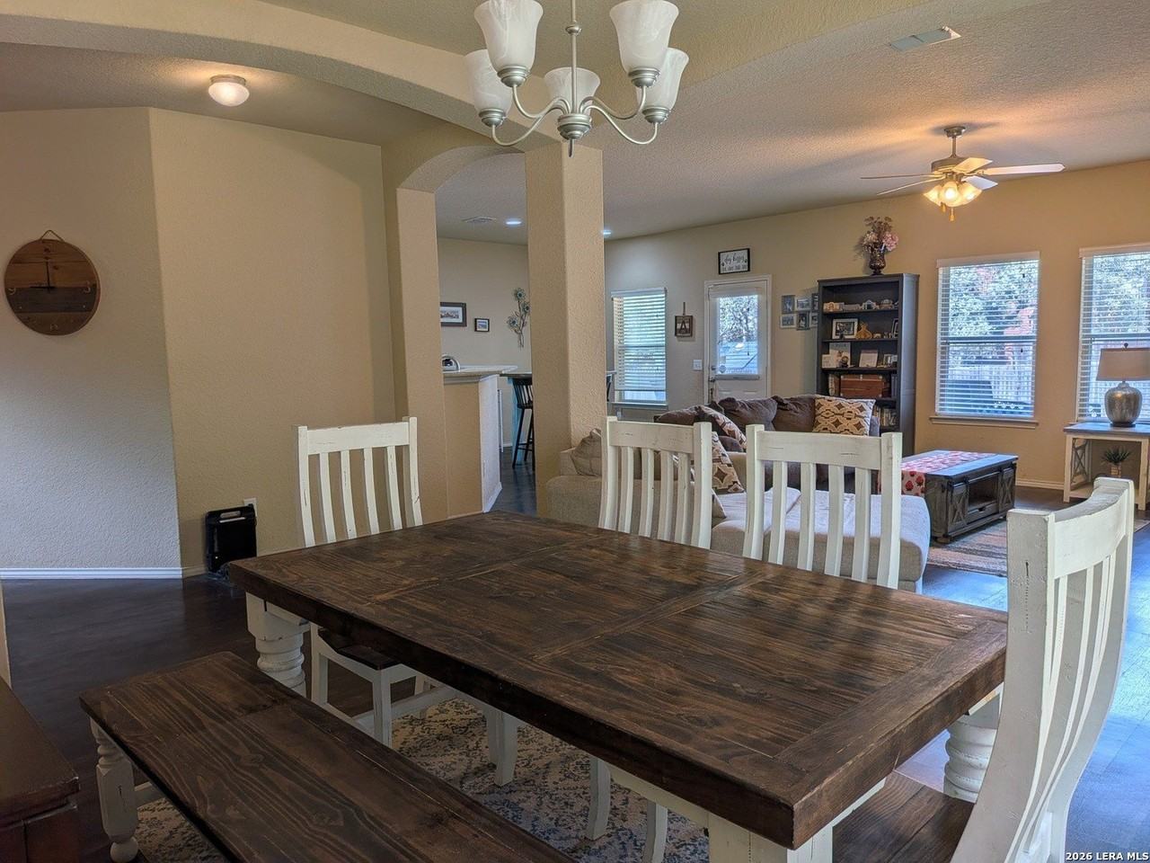 10515 Royal Est - Photo 6 of 37