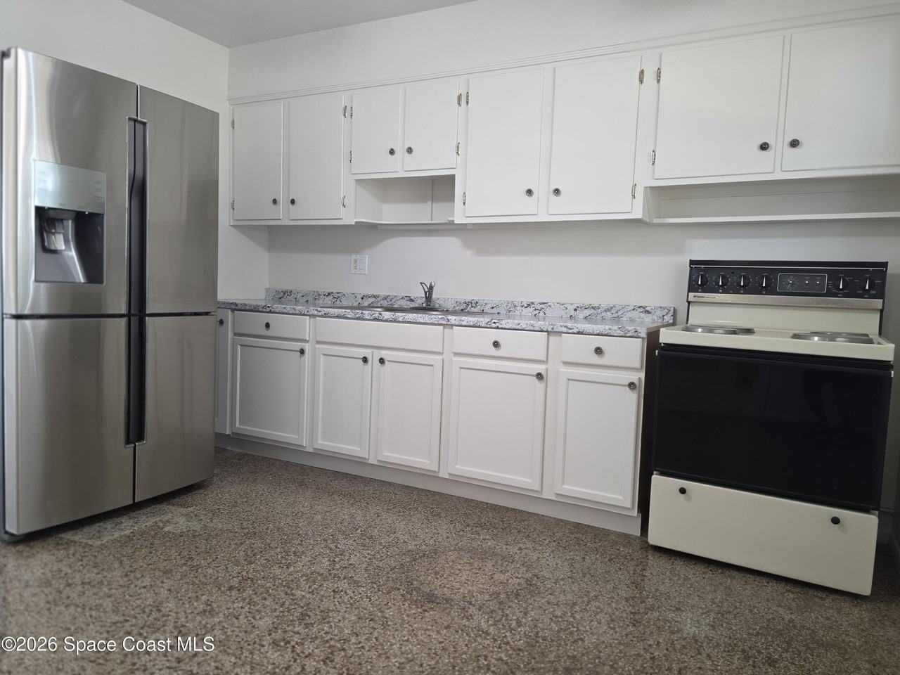 514 Hickory St - Photo 4 of 21