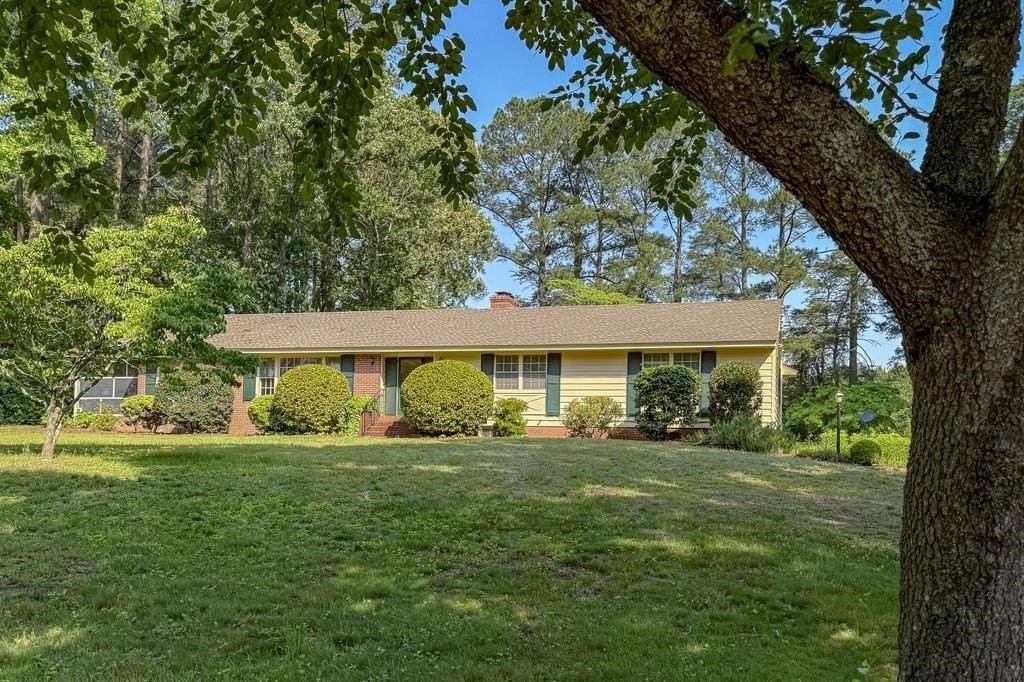 Hillsborough Dr - Photo 7 of 7