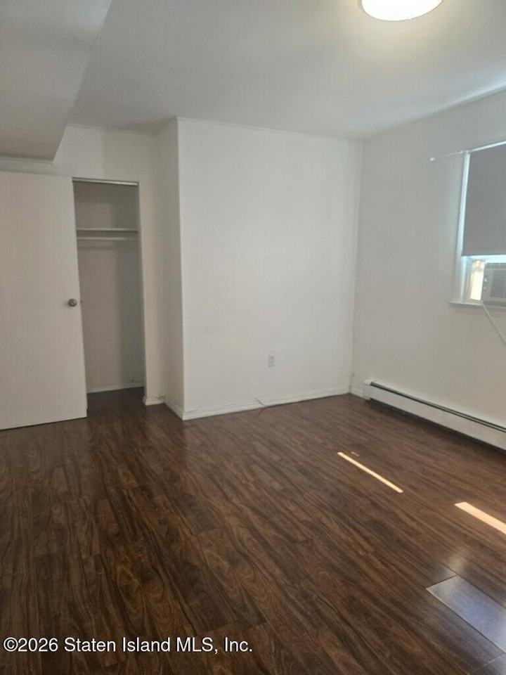 423 Cortelyou Ave Unit 2 - Photo 6 of 8