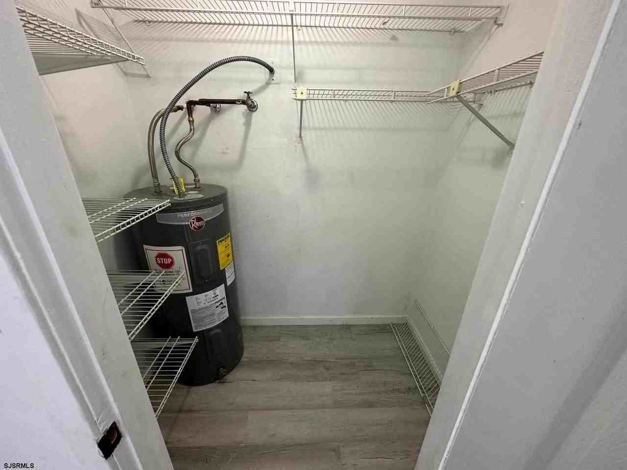 205 Heather Croft - Photo 4 of 7