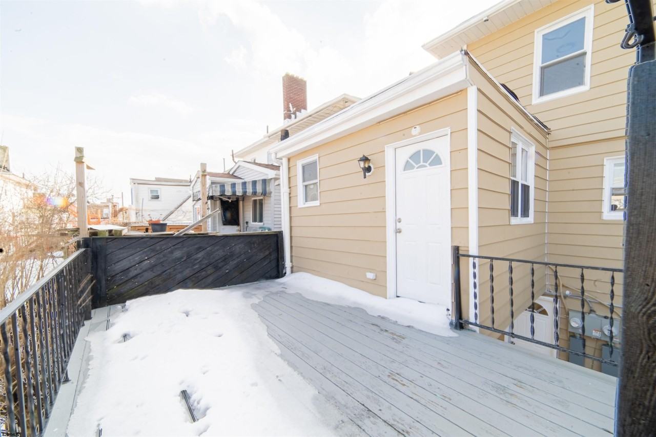 115 N Delancy Pl - Photo 3 of 14