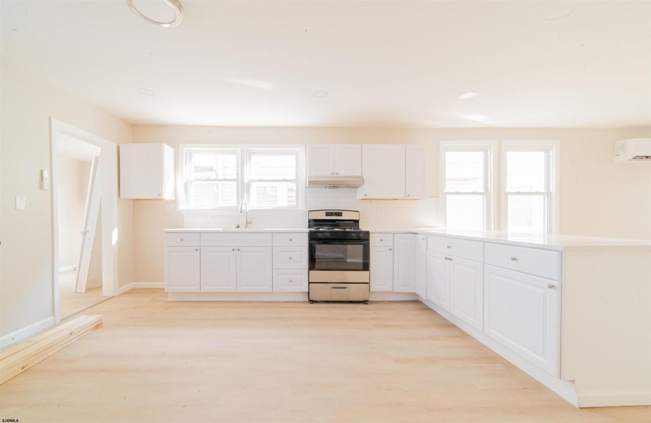 115 N Delancy Pl - Photo 5 of 14