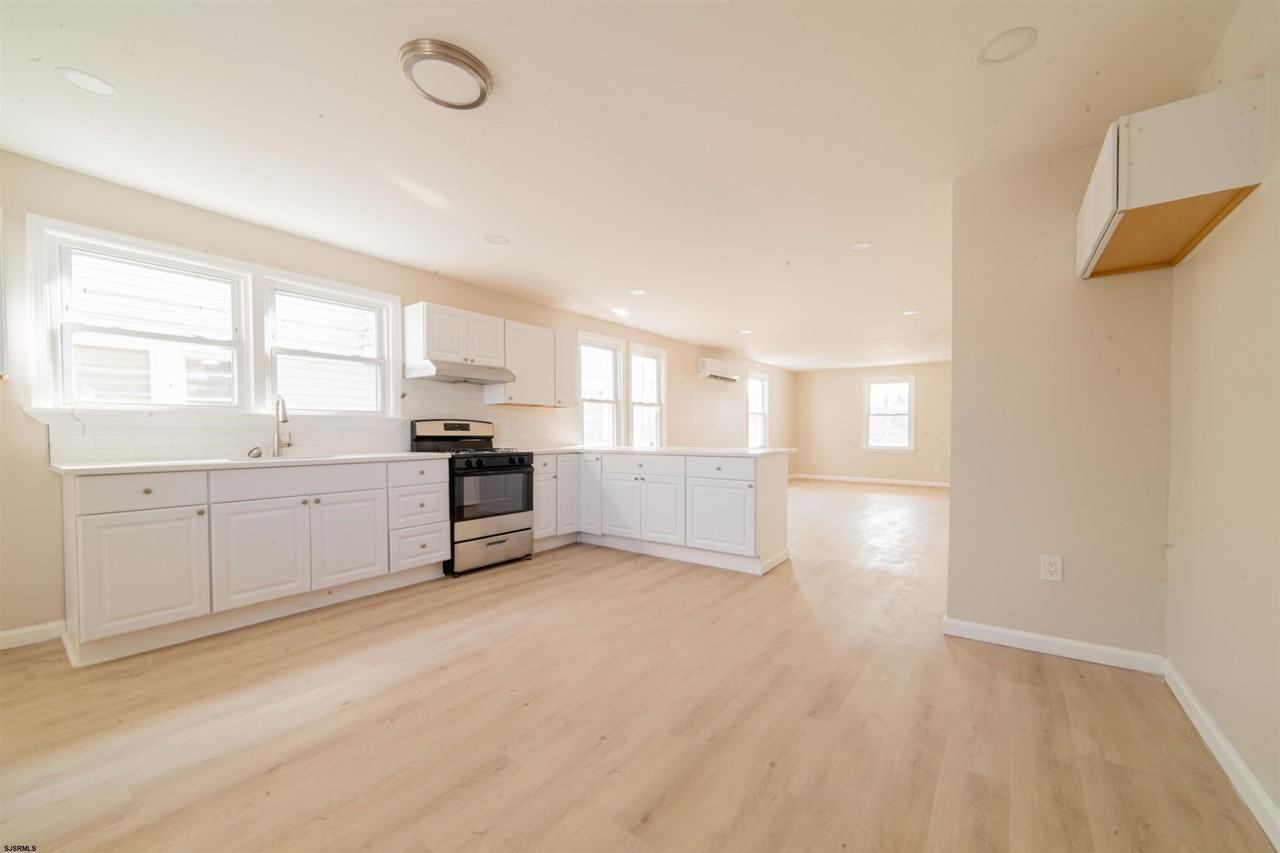 115 N Delancy Pl - Photo 6 of 14