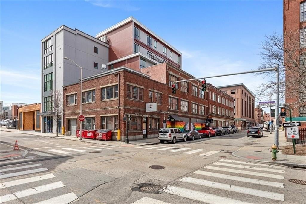 71 Richmond St Unit 4a - Photo 2 of 24