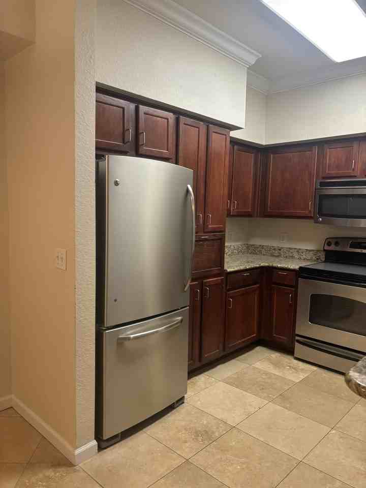 2801 Chancellorsville Dr #312 - Photo 6 of 36