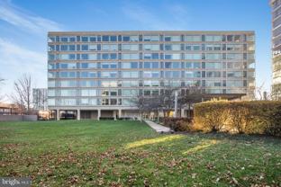 1101 3rd St Sw Apt 403 - Photo 1 of 1