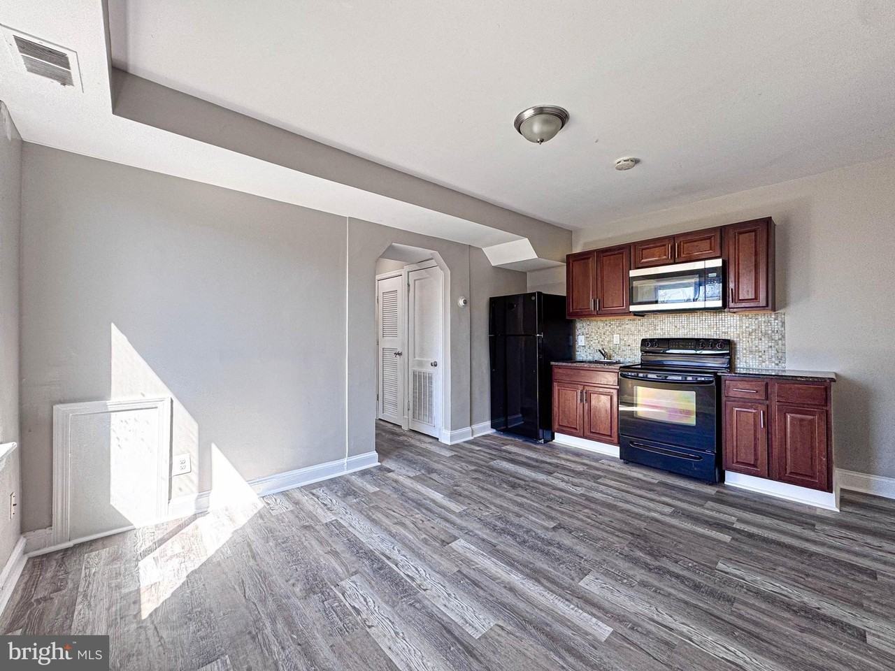 4630 Hillside Rd Se Apt 3 - Photo 6 of 23