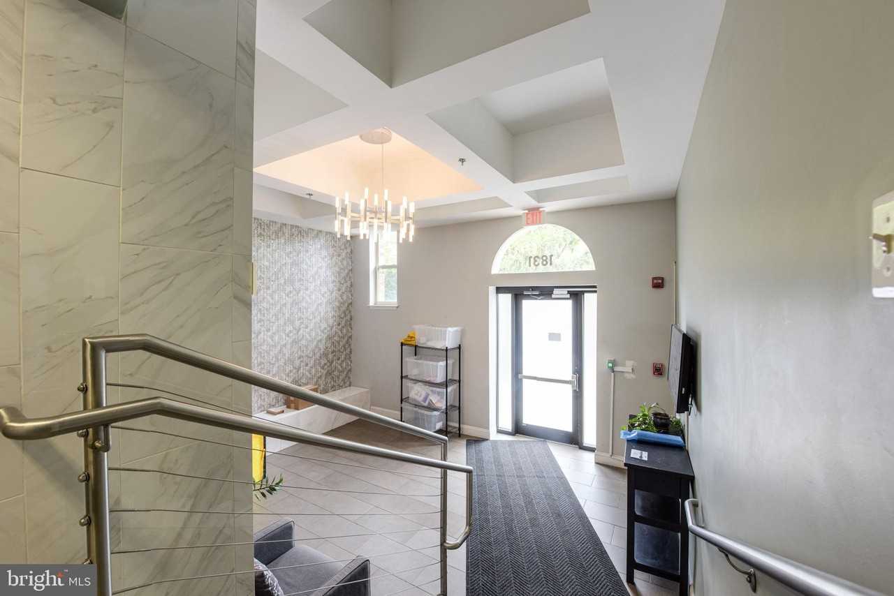 1831 2nd St Ne Unit 504 - Photo 5 of 26