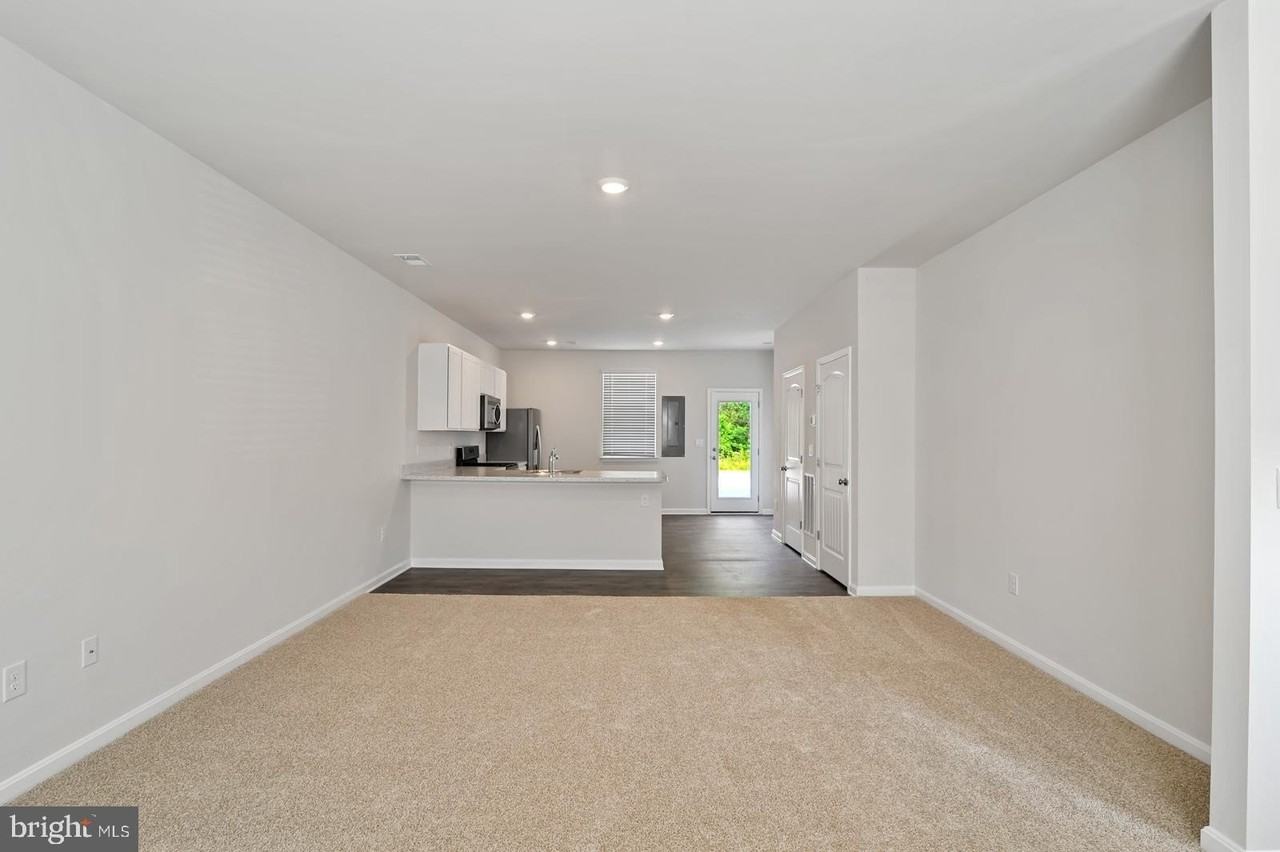 23 Huckleberry Dr - Photo 2 of 13