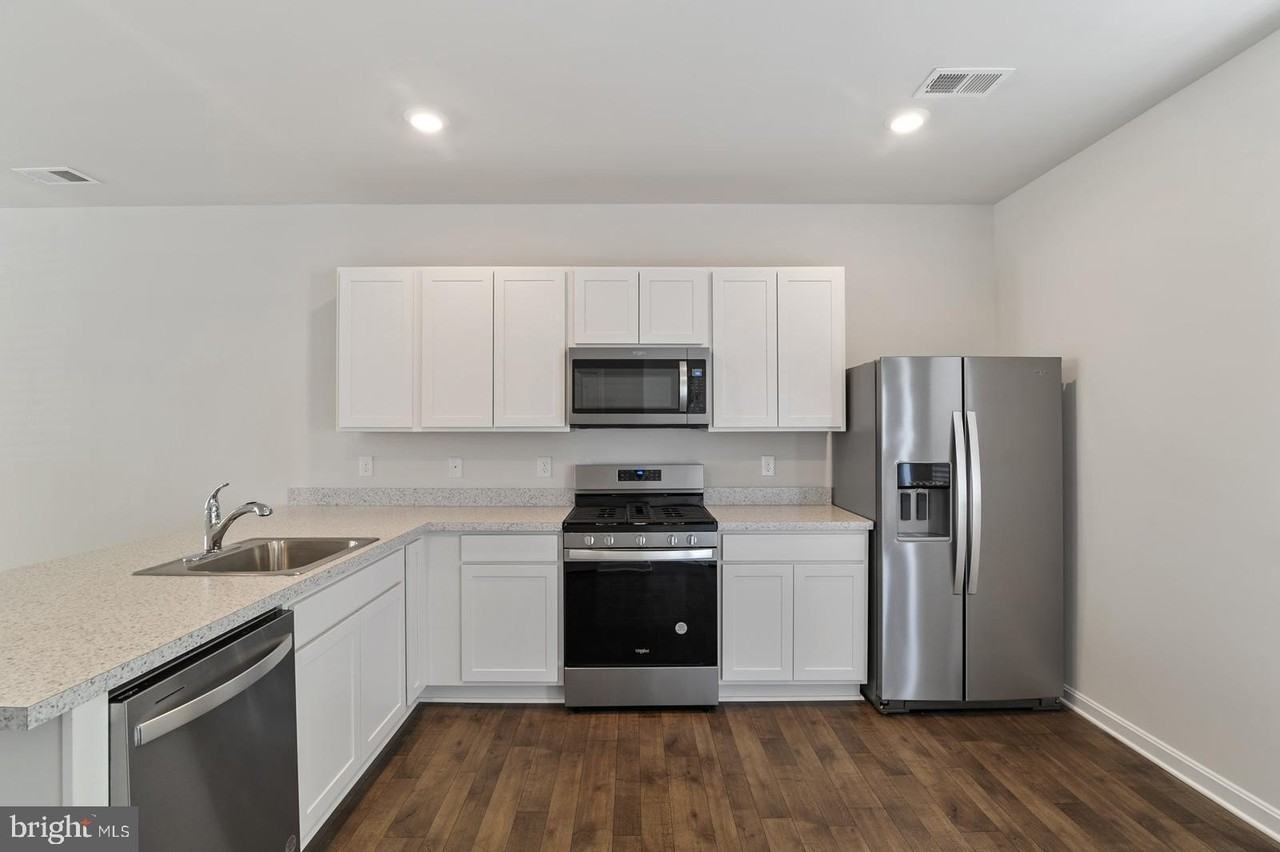 23 Huckleberry Dr - Photo 5 of 13