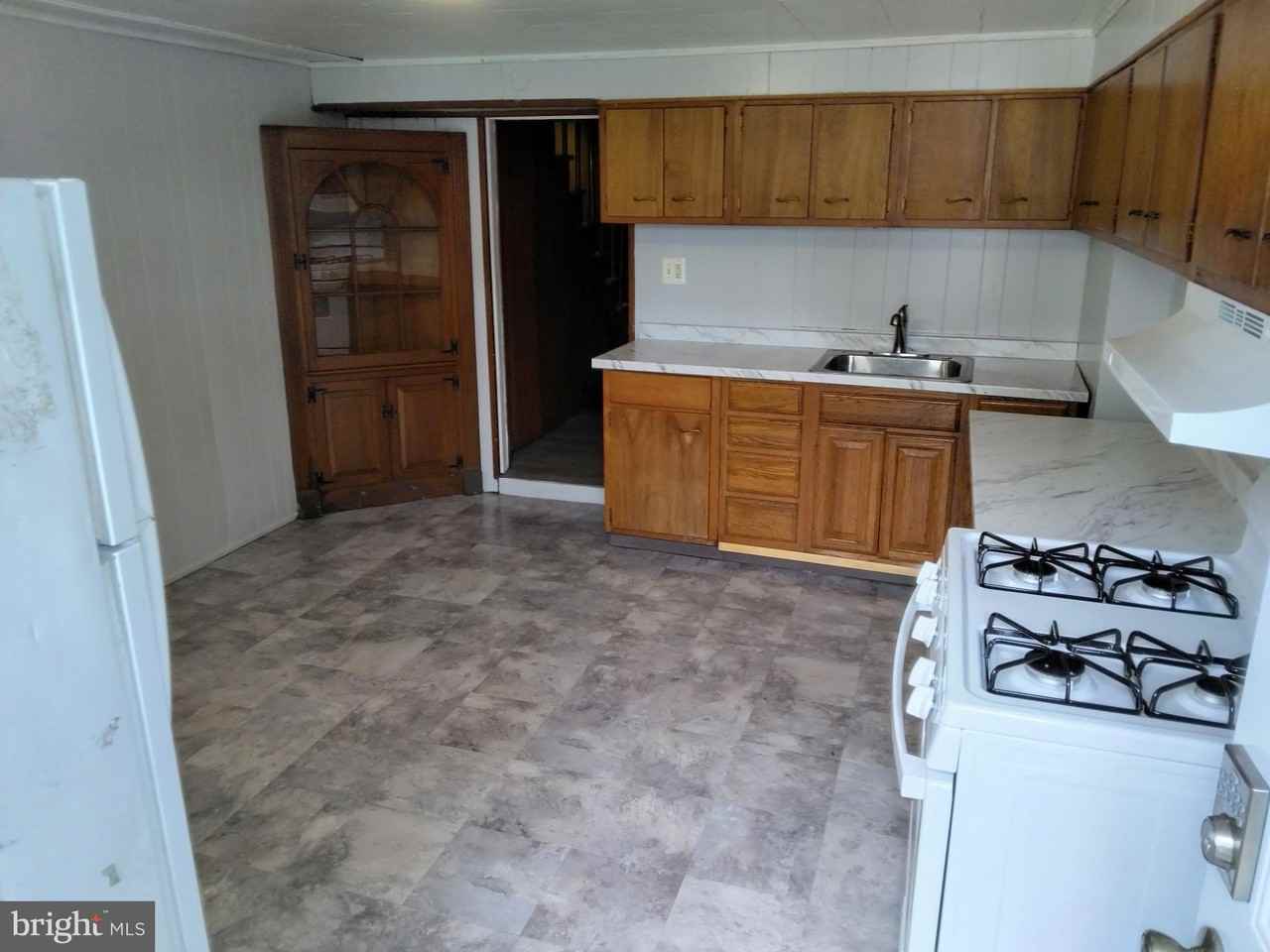 812 N Linwood Ave - Photo 3 of 15