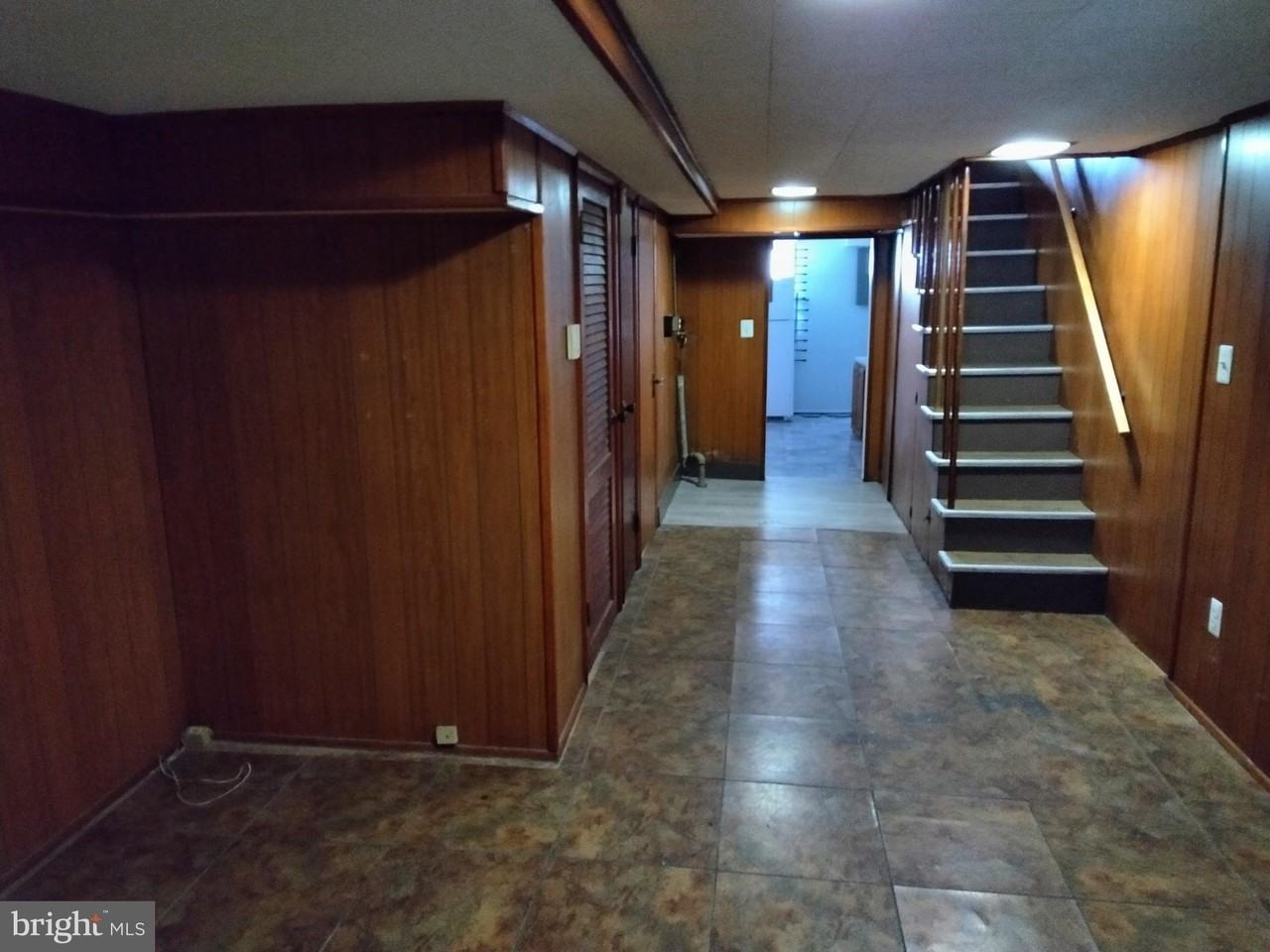 812 N Linwood Ave - Photo 4 of 15