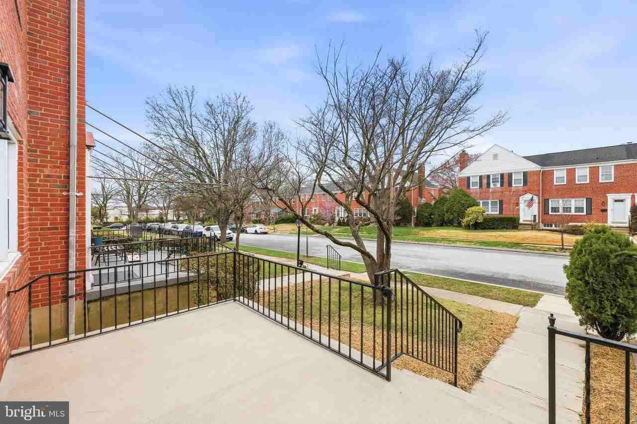 8129 Kirkwall Ct - Photo 4 of 27