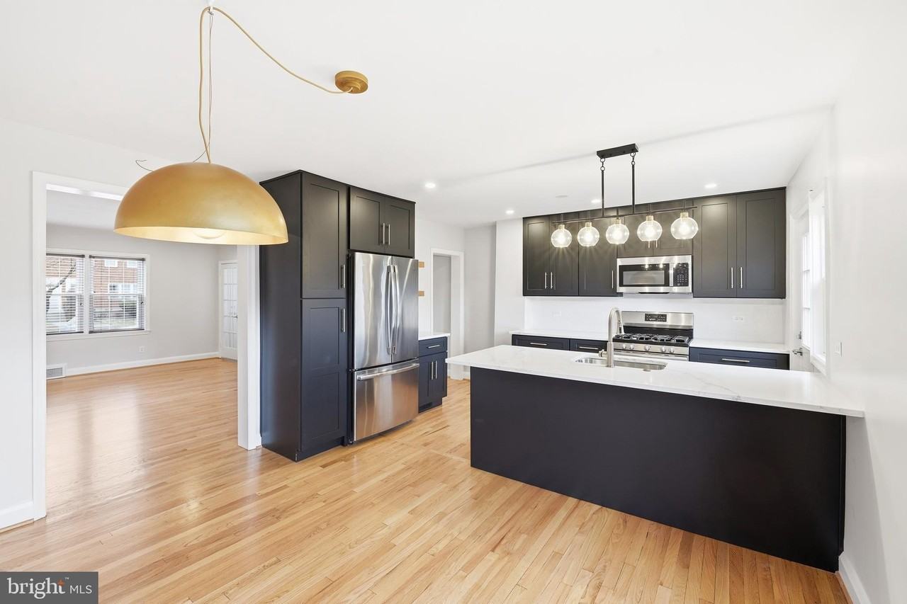 8129 Kirkwall Ct - Photo 7 of 27