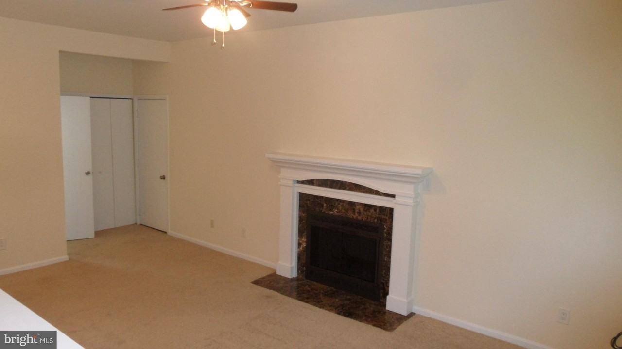 475 Crisfield Dr - Photo 6 of 17