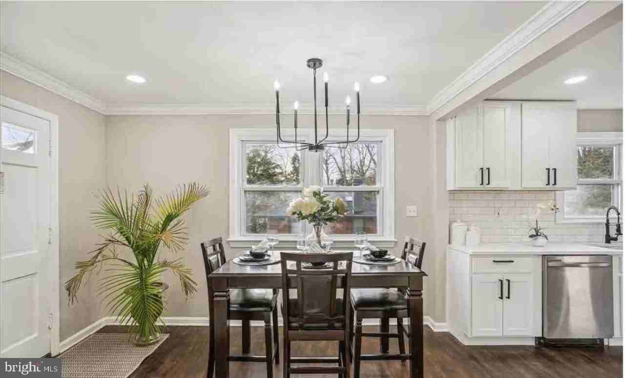 7502 Alfred Dr - Photo 4 of 18