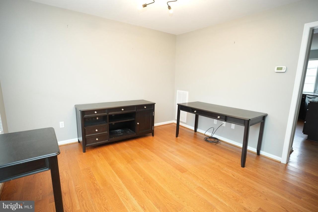 44886 Mallard Pl - Photo 4 of 34