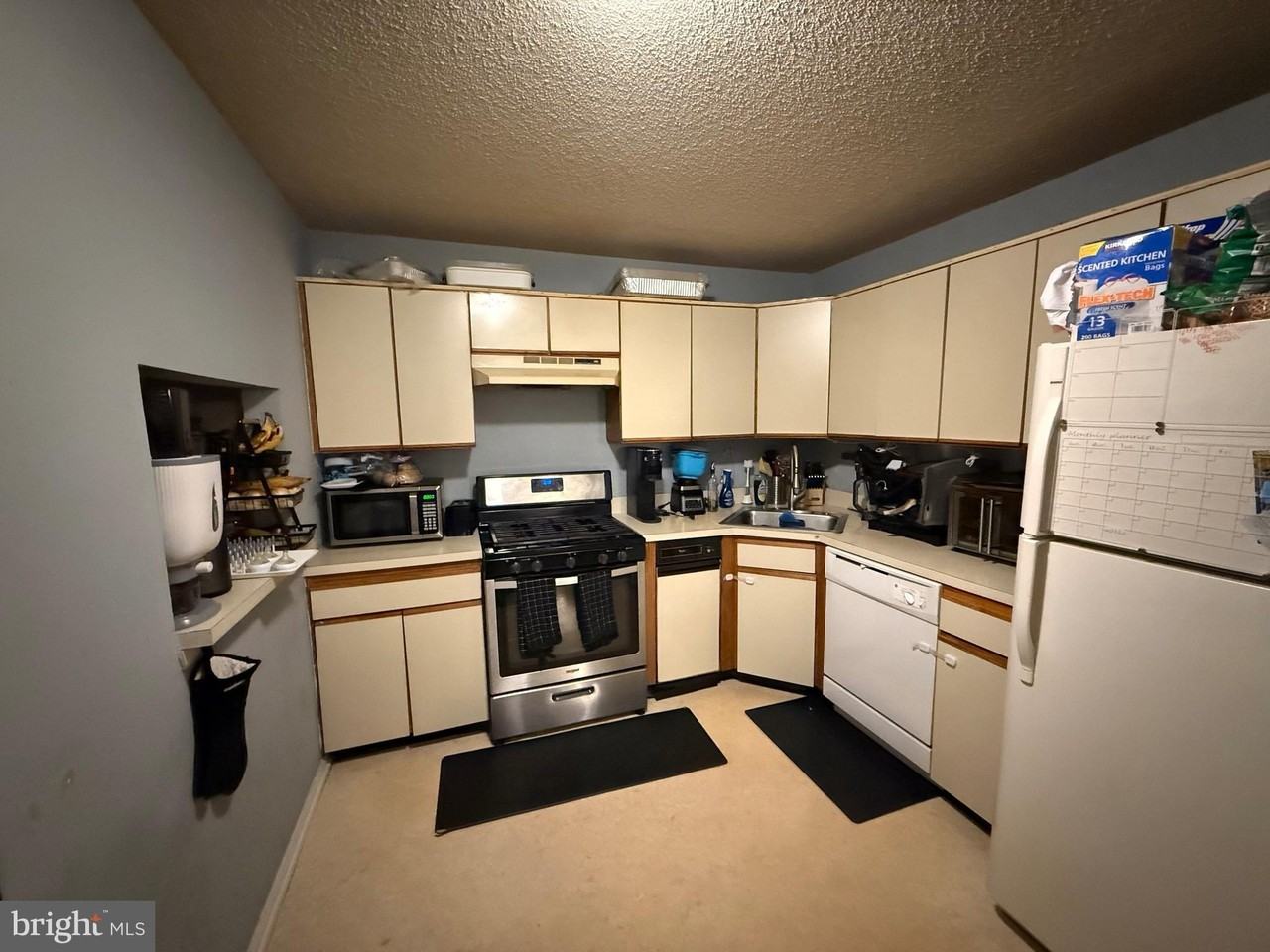 5 Chamberlin Ct - Photo 2 of 8