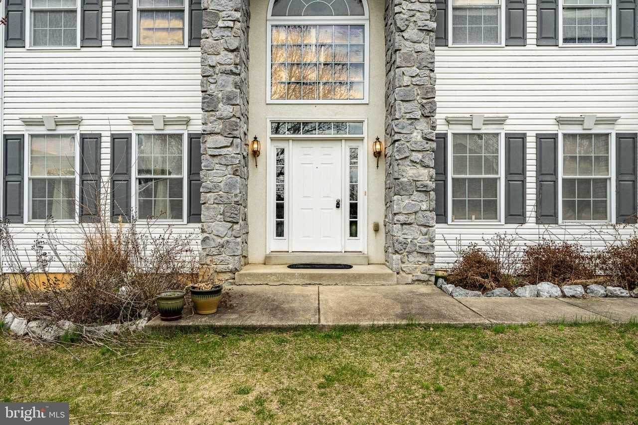 125 Cedrick Ave - Photo 2 of 47