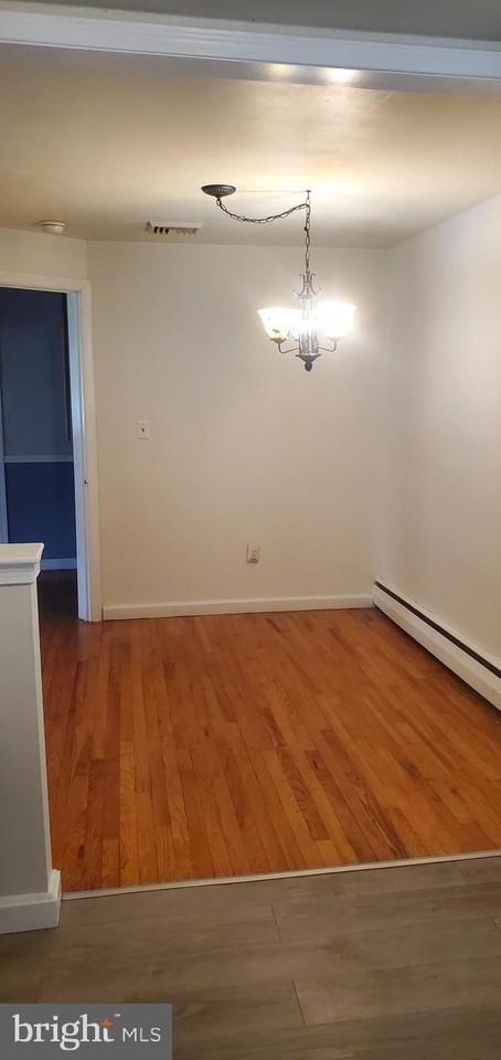 357 Fir St - Photo 6 of 13