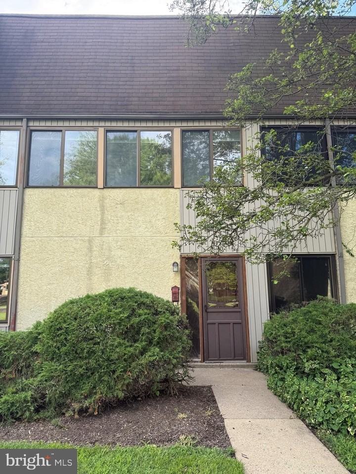 4610 Acton Ct - Photo 4 of 26