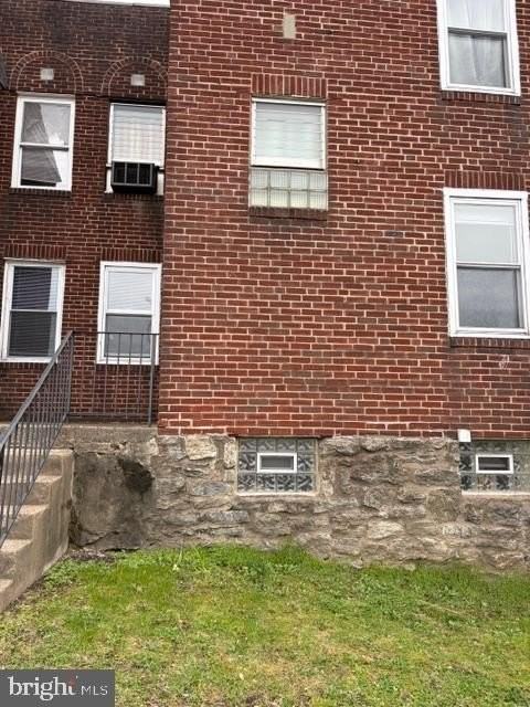 6850 Marshall Rd 1st Fl - Photo 3 of 17