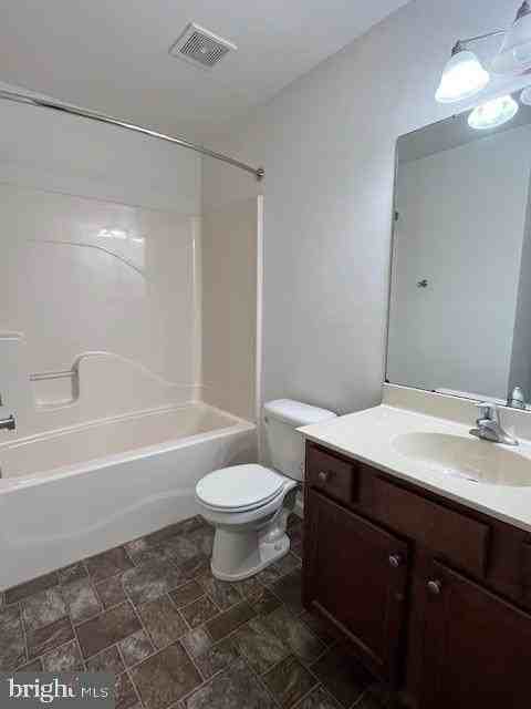 535 Hometowne Ter - Photo 4 of 15