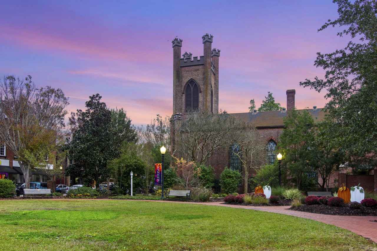 101 Conner Grant Rd #1 - Photo 3 of 50