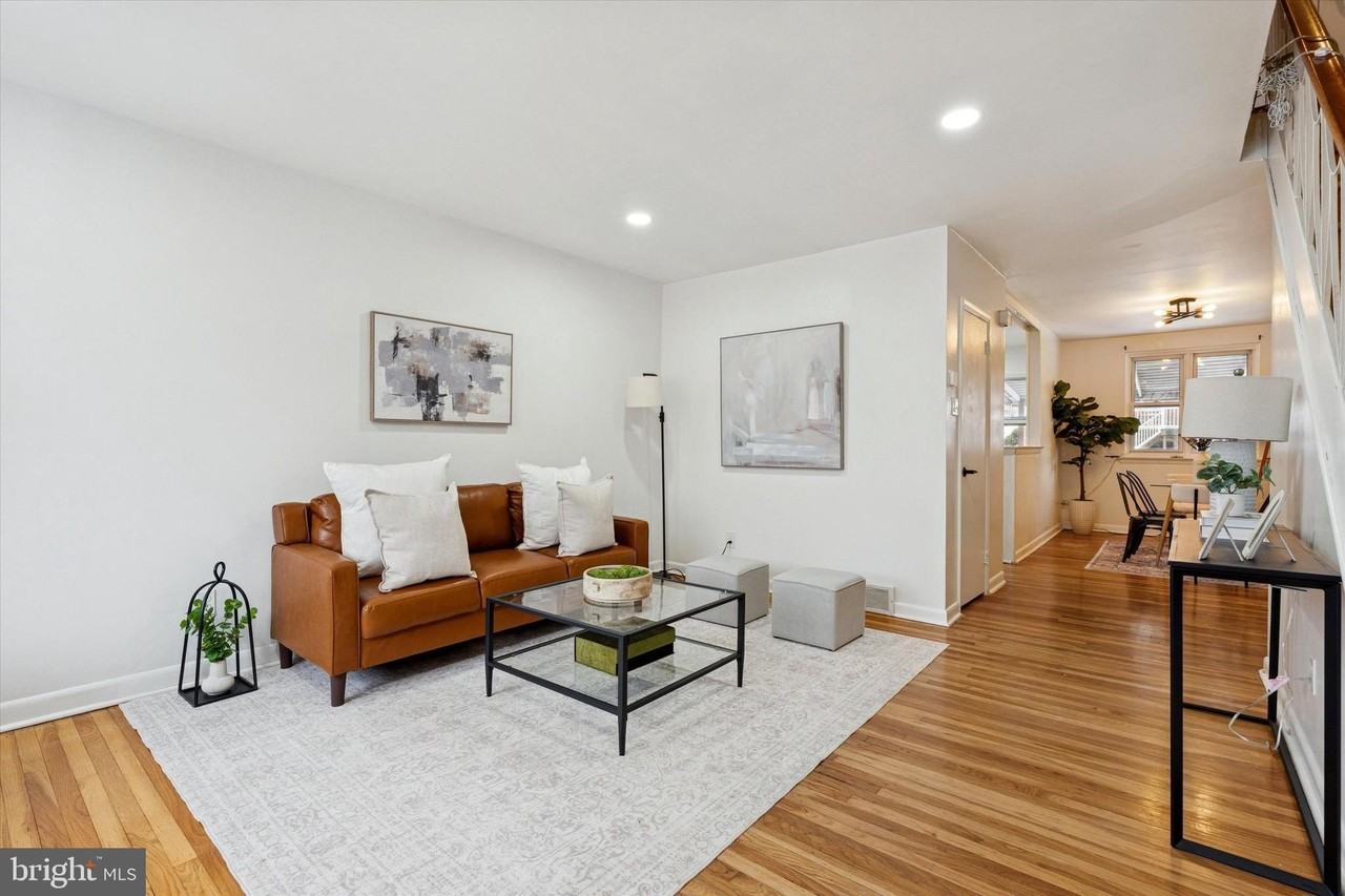 228 Rock St - Photo 2 of 25