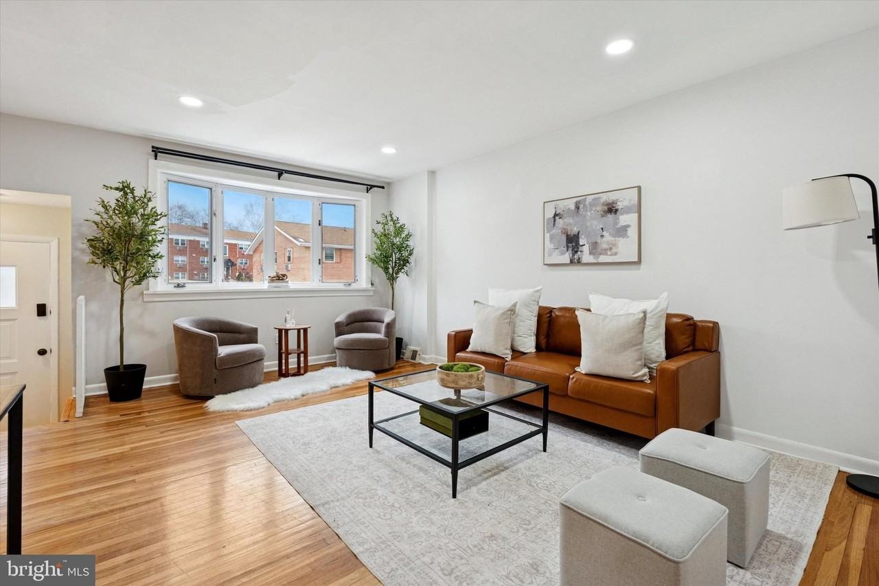 228 Rock St - Photo 4 of 25