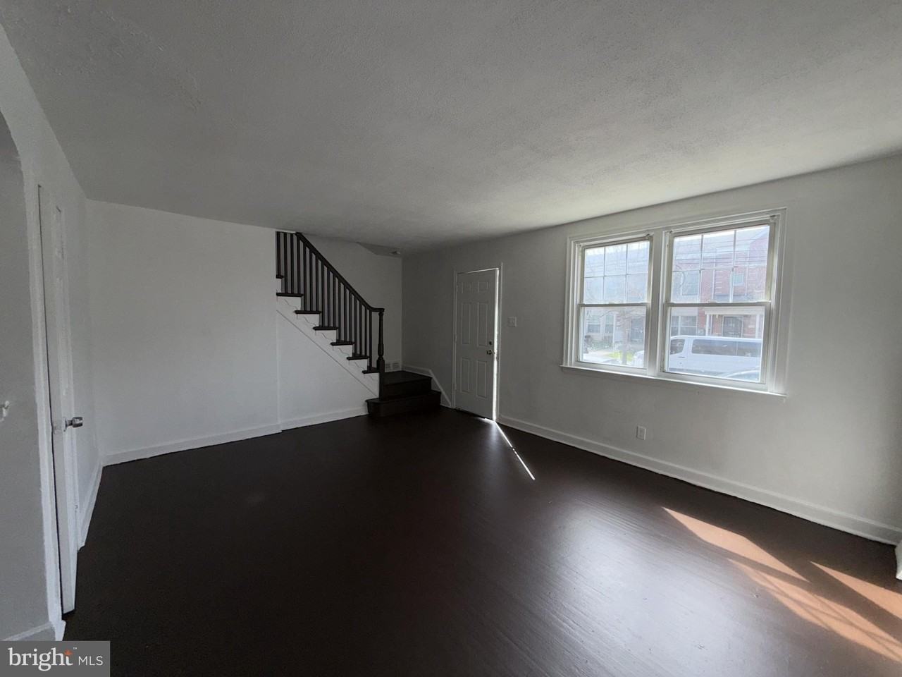 1709 S 29th St - Photo 4 of 13