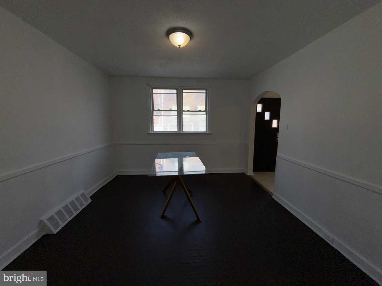 1709 S 29th St - Photo 5 of 13