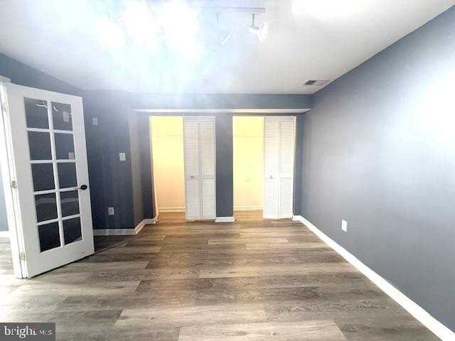 10196 Breezeway Dr - Photo 6 of 11